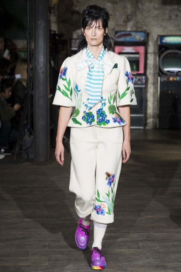 مجموعة Manish Arora لربيع وصيف 2017..