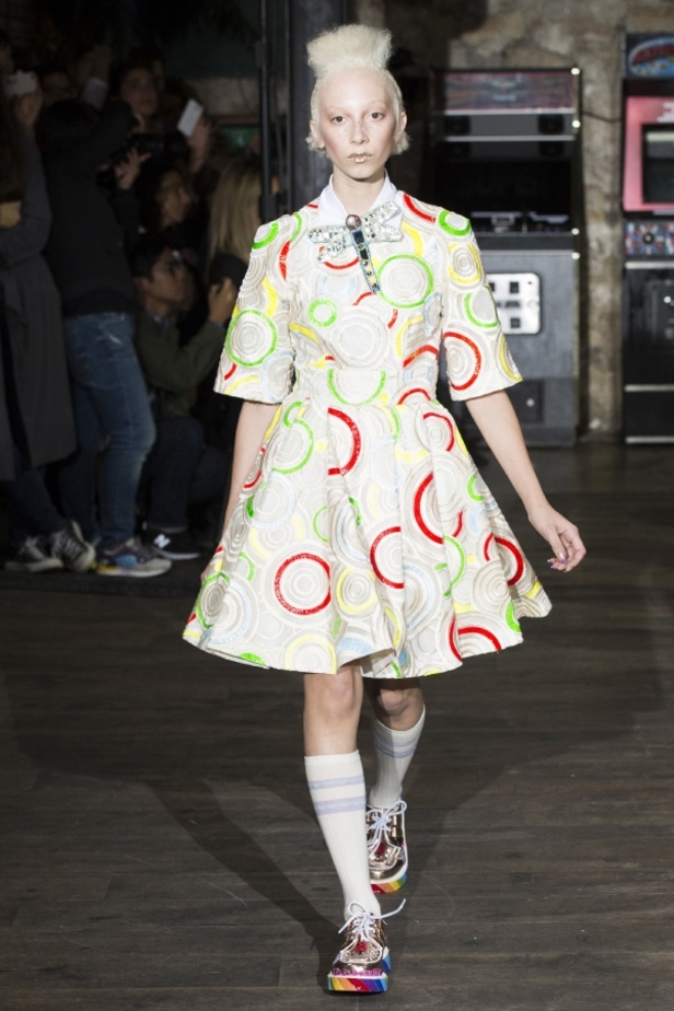 مجموعة Manish Arora لربيع وصيف 2017..