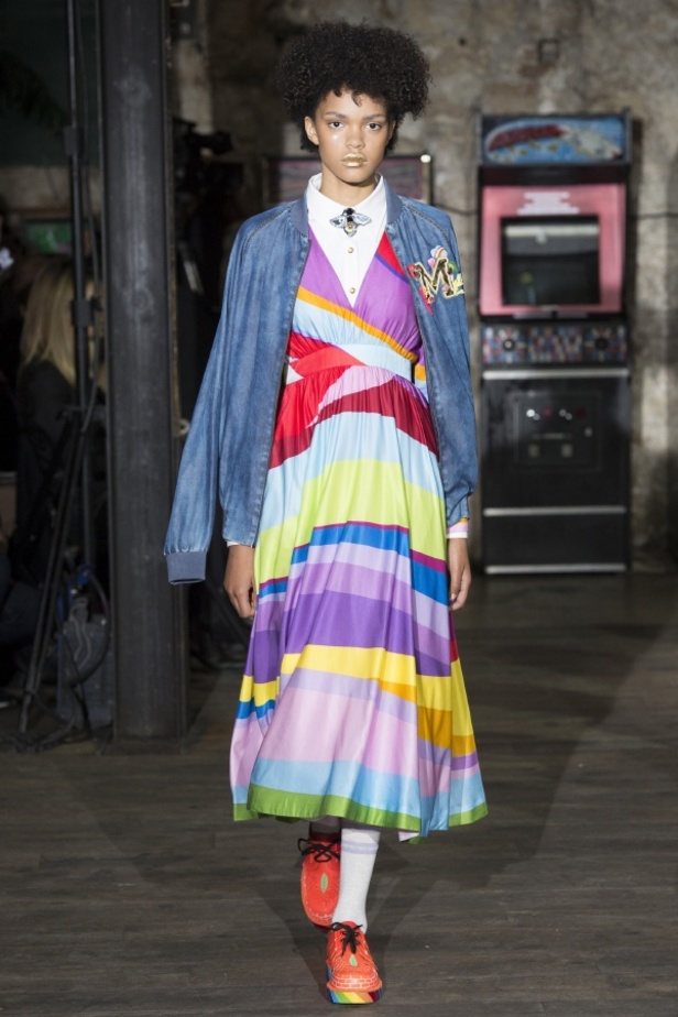 مجموعة Manish Arora لربيع وصيف 2017..