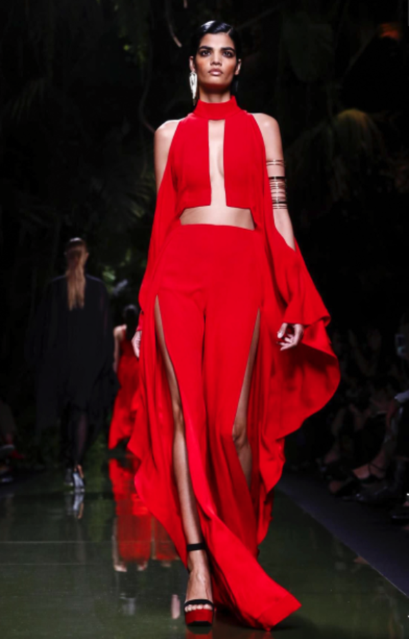 عرض أزياء Balmain لصيف وربيع ٢٠١٧ !