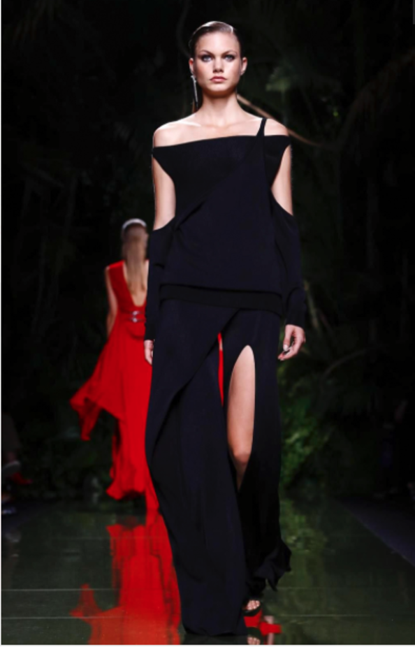 عرض أزياء Balmain لصيف وربيع ٢٠١٧ !