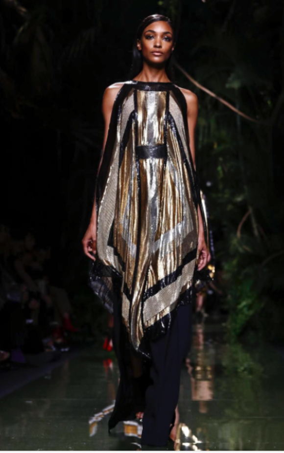 عرض أزياء Balmain لصيف وربيع ٢٠١٧ !
