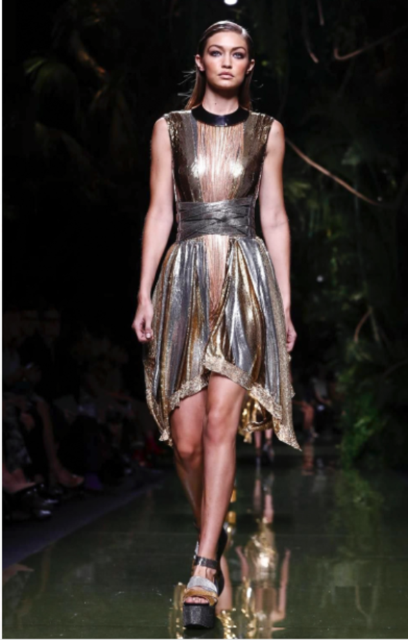 عرض أزياء Balmain لصيف وربيع ٢٠١٧ !