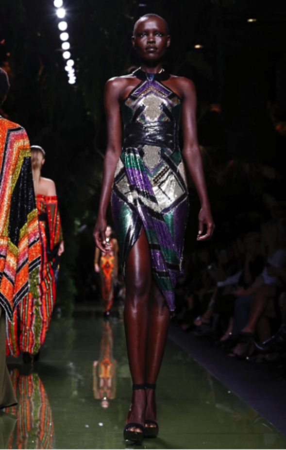 عرض أزياء Balmain لصيف وربيع ٢٠١٧ !