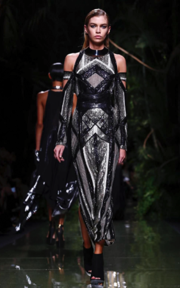 عرض أزياء Balmain لصيف وربيع ٢٠١٧ !