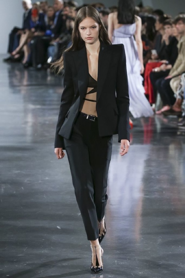 مجموعة موغلر لموسم ربيع وصيف 2018