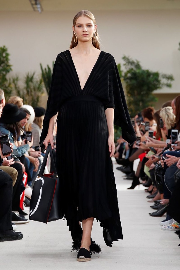 مجموعة فالنتينو لموسم ربيع وصيف 2019