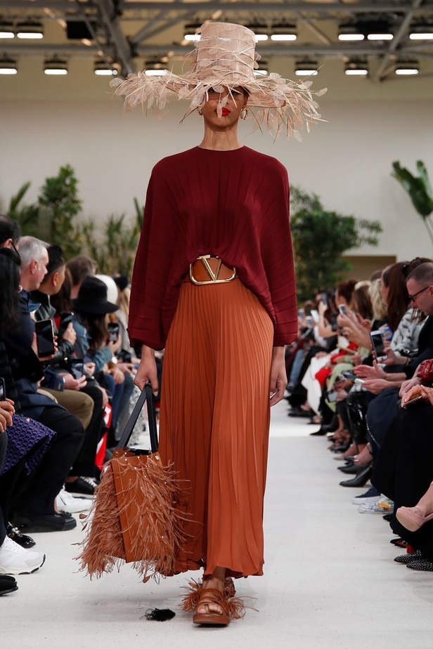 مجموعة فالنتينو لموسم ربيع وصيف 2019