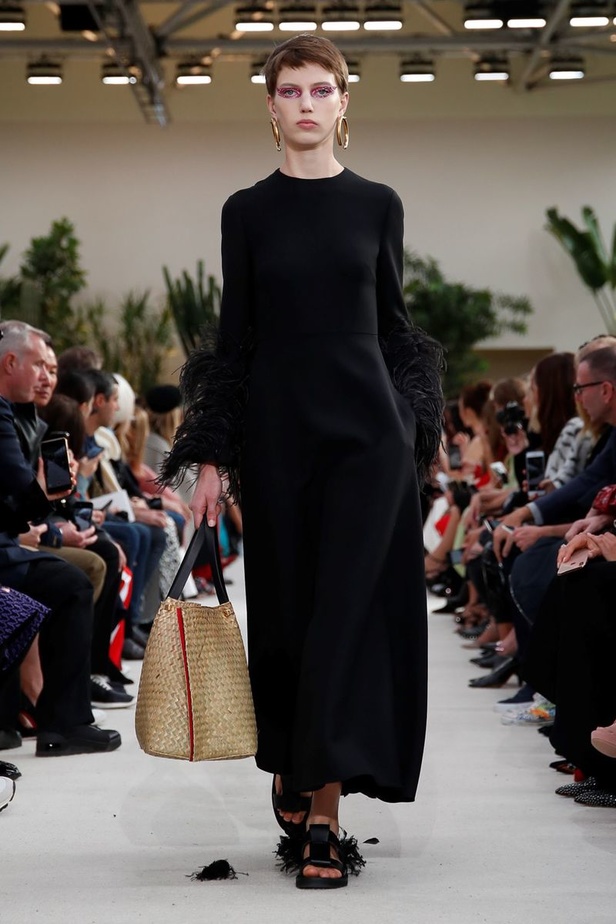 مجموعة فالنتينو لموسم ربيع وصيف 2019