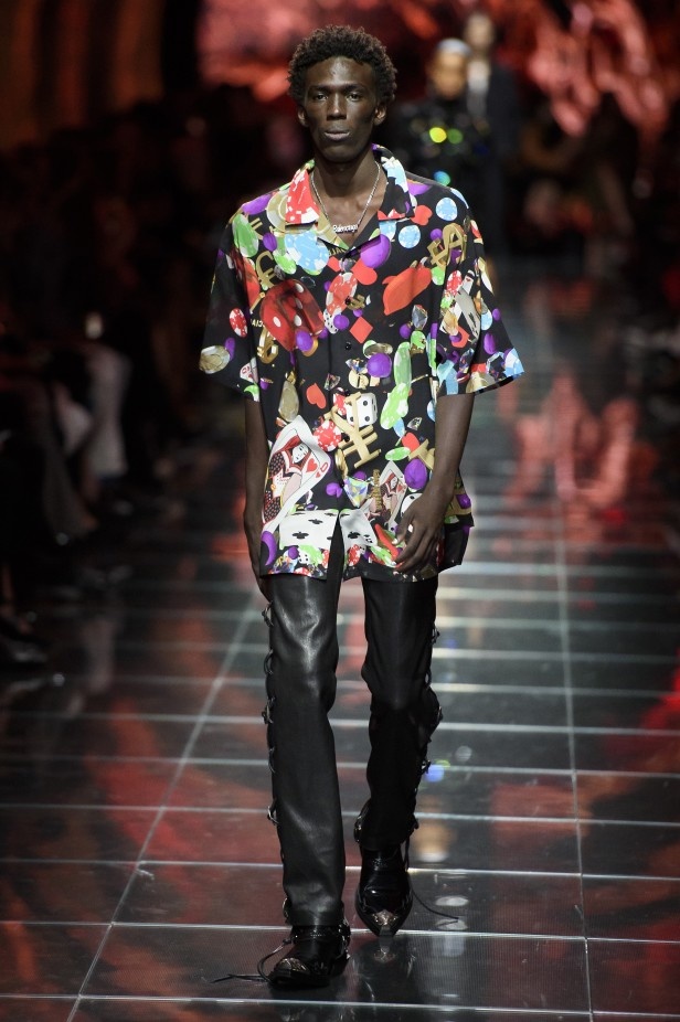 مجموعة Balenciaga لربيع وصيف 2019