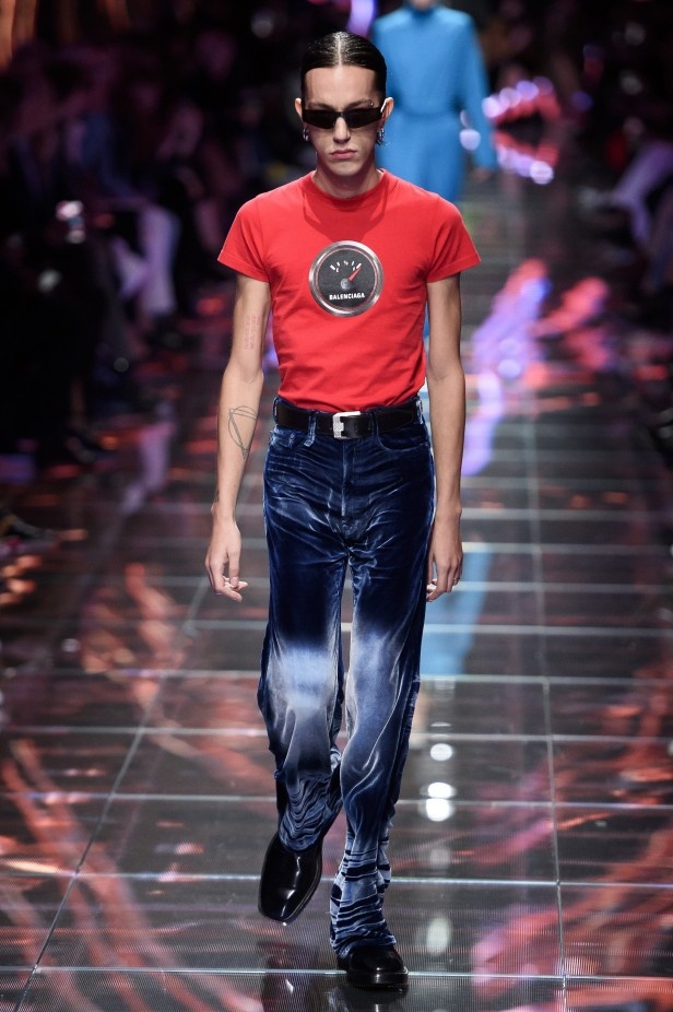 مجموعة Balenciaga لربيع وصيف 2019