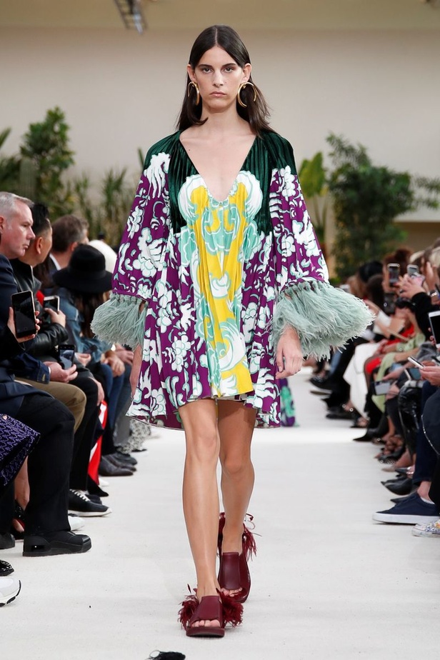 مجموعة فالنتينو لموسم ربيع وصيف 2019