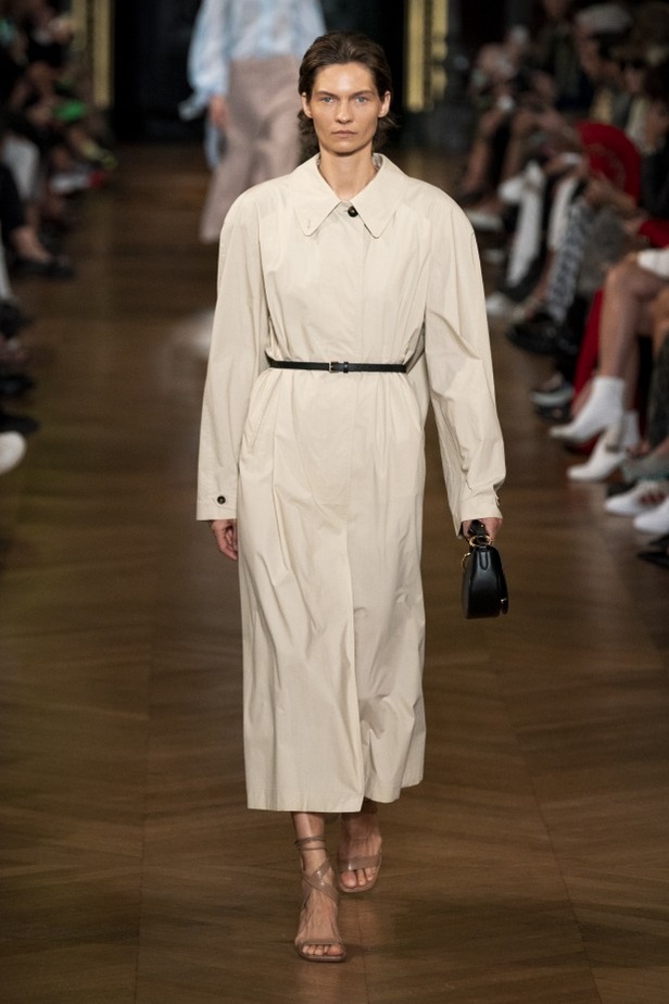 اسبوع الموضة في باريس 2019 مجموعة ستيلا مكارتني لربيع وصيف 2020