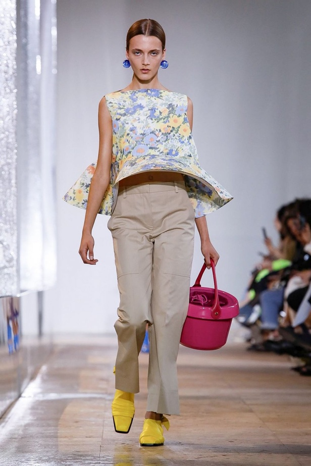 اسبوع الموضة في باريس 2019  مجموعة NINA RICCI الفاخرة  لربيع وصيف 2020