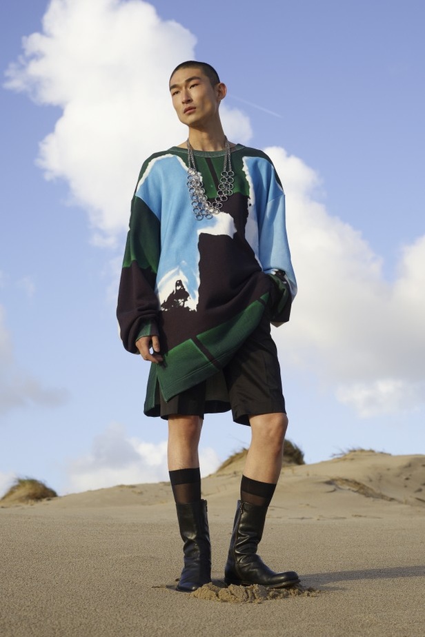 عرض أزياء Dries Van Noten لمجموعة ربيع وصيف 2021 من أسبوع باريس للموضة