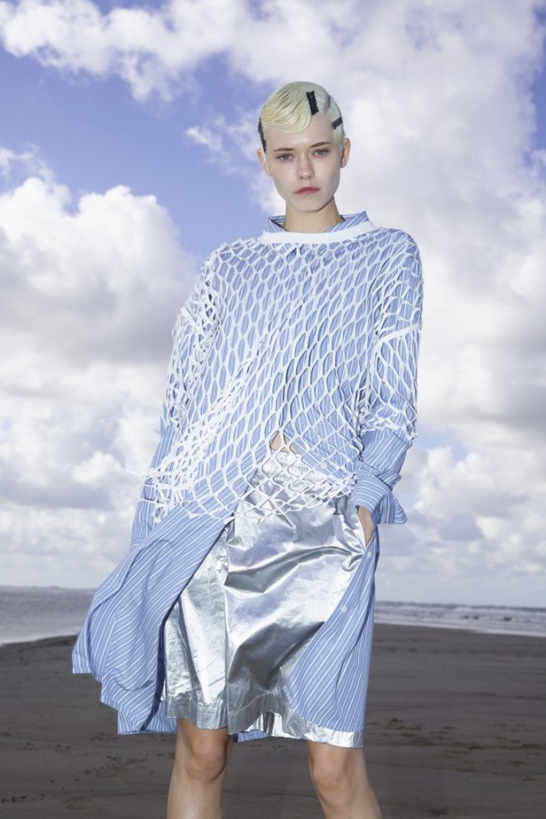 عرض أزياء Dries Van Noten لمجموعة ربيع وصيف 2021 من أسبوع باريس للموضة