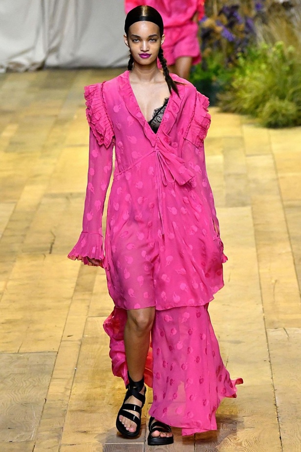 مجموعة H&M لربيع وصيف ٢٠١٧ !