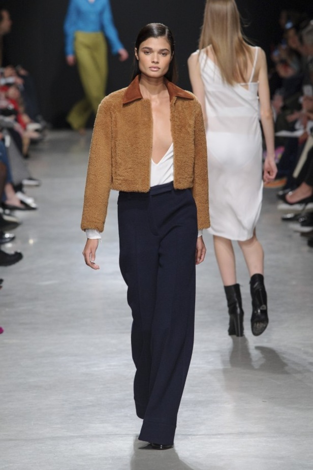 مجموعة Guy Laroche الكلاسيكية لخريف وشتاء 2017