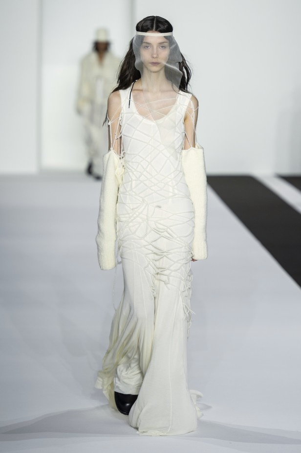 مجموعة Ann Demeulemeester لخريف 2019