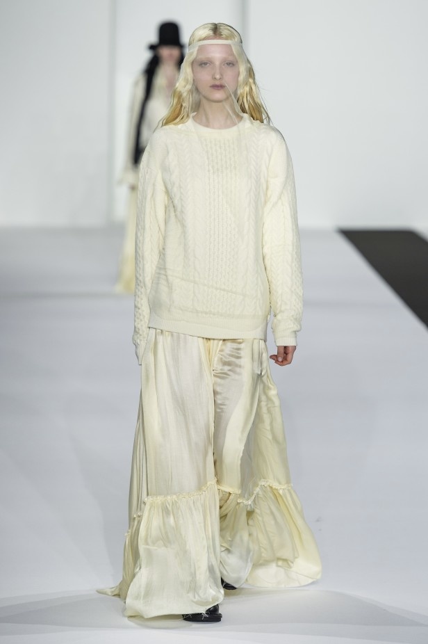 مجموعة Ann Demeulemeester لخريف 2019