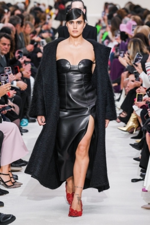 مجموعة Valentino لموسم خريف وشتاء 2020