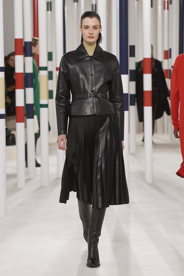 عرض أزياء Hermes لخريف وشتاء 2020-2021 خلال اسبوع الموضة في باريس