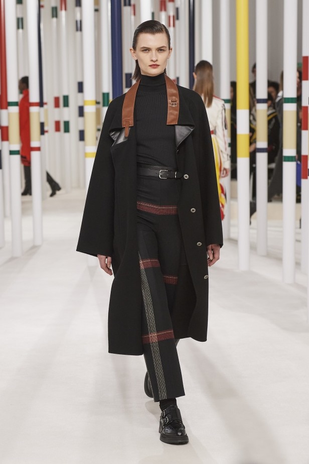 عرض أزياء Hermes لخريف وشتاء 2020-2021 خلال اسبوع الموضة في باريس