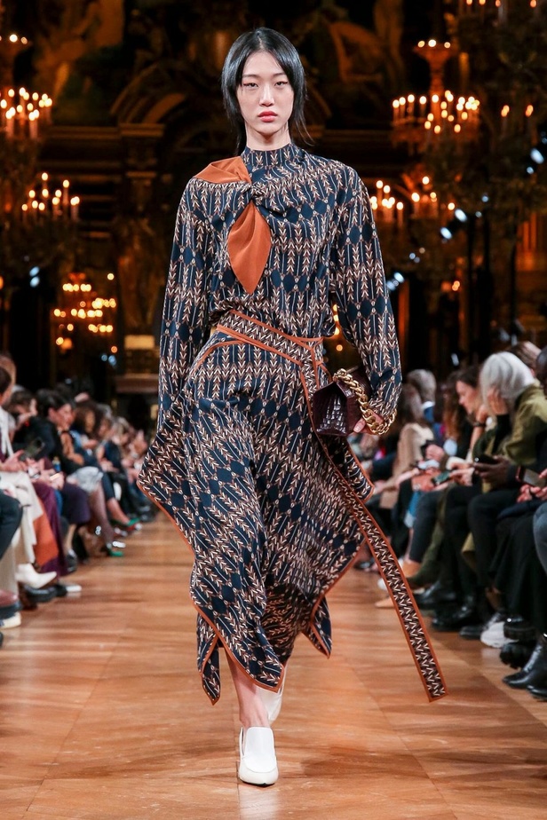 مجموعة ستيلا مكارتني لموسم خريف وشتاء 2020-2021