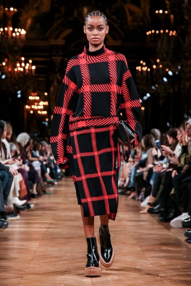 مجموعة ستيلا مكارتني لموسم خريف وشتاء 2020-2021