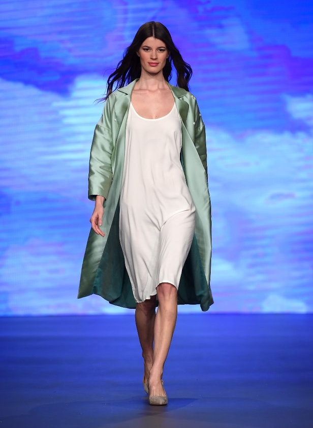 عرض Sotra لموسم خريف وشتاء 2016-2017