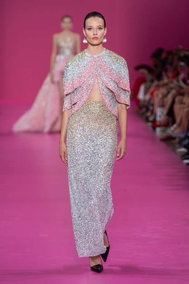 مجموعة جورج حبيقة للأزياء الراقية لخريف 2019: أناقة في التصاميم وعصرية بالتفاصيل