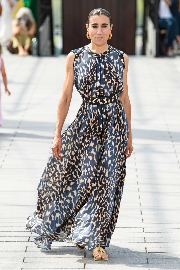 المصمم ربيع كيروز يحتفل بمرور ٢٠  عاما على دخوله عالم الأزياء  