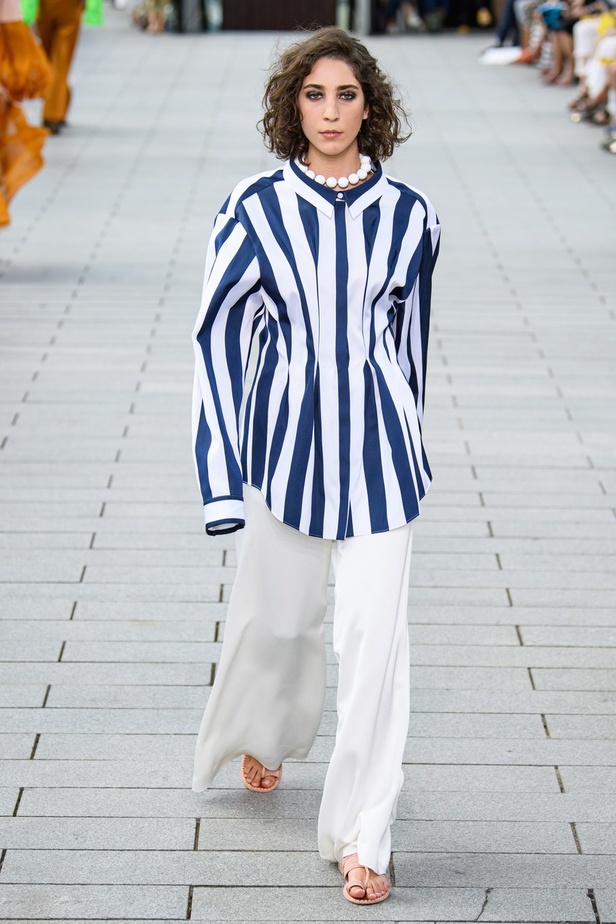 المصمم ربيع كيروز يحتفل بمرور ٢٠  عاما على دخوله عالم الأزياء  