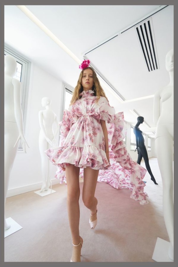 مجموعة Giambattista Valli لخريف وشتاء 2019-2020