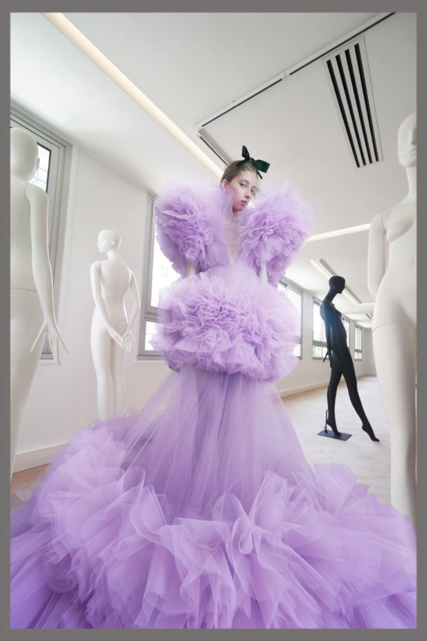 مجموعة Giambattista Valli لخريف وشتاء 2019-2020