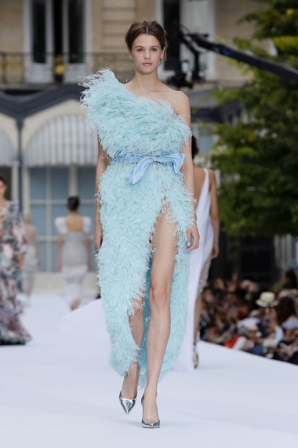 مجموعة رالف أند روسو للهوت كوتور لشتاء 2019