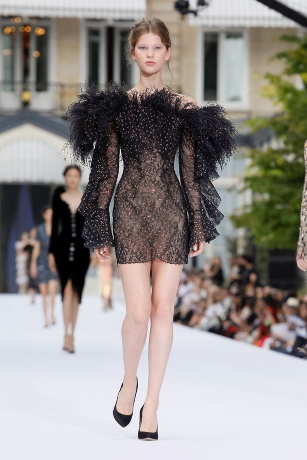 مجموعة رالف أند روسو للهوت كوتور لشتاء 2019