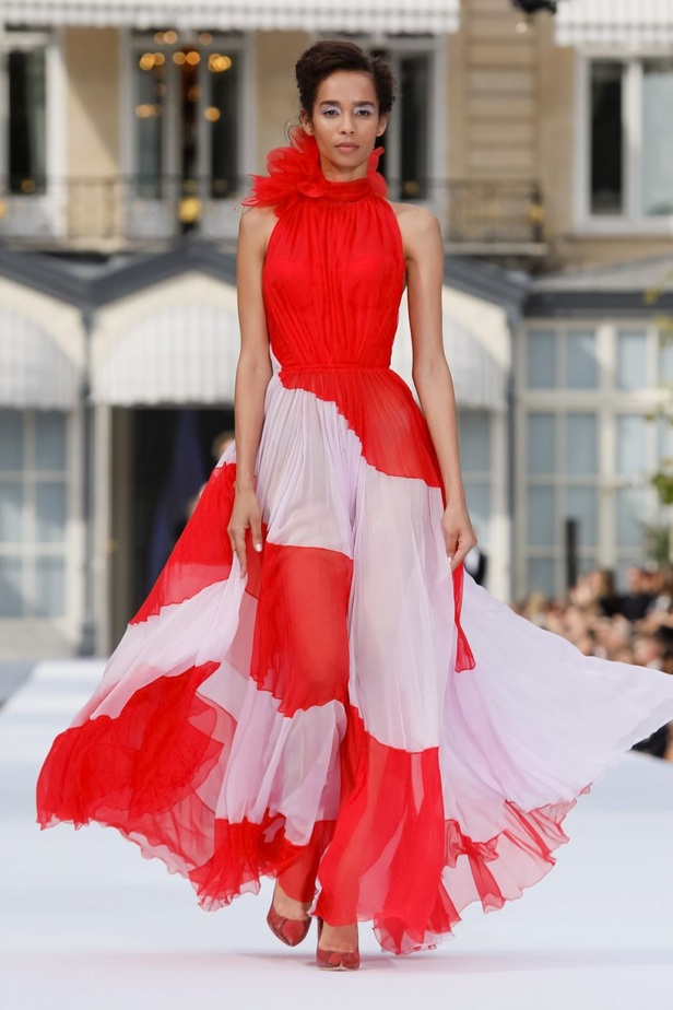 مجموعة رالف أند روسو للهوت كوتور لشتاء 2019