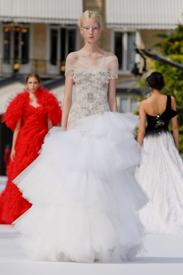 مجموعة رالف أند روسو للهوت كوتور لشتاء 2019