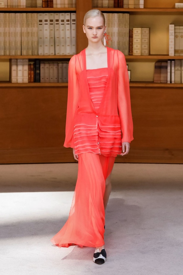  مجموعة شانيل هوت كوتور 2020 من اسبوع الموضة في باريس 2019