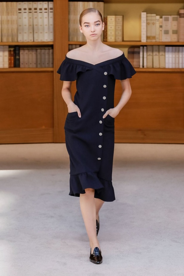  مجموعة شانيل هوت كوتور 2020 من اسبوع الموضة في باريس 2019