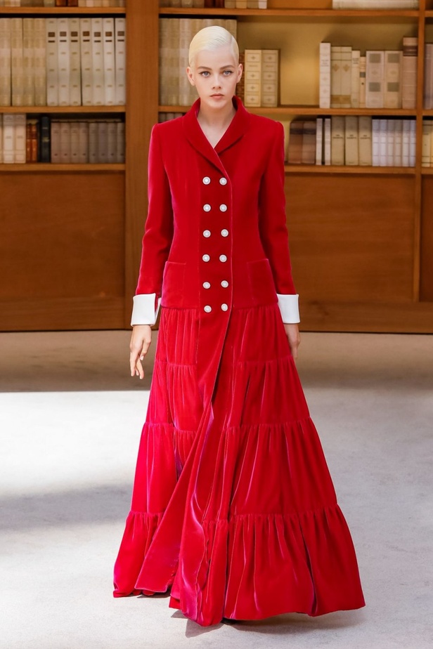  مجموعة شانيل هوت كوتور 2020 من اسبوع الموضة في باريس 2019