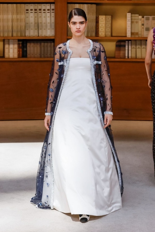  مجموعة شانيل هوت كوتور 2020 من اسبوع الموضة في باريس 2019