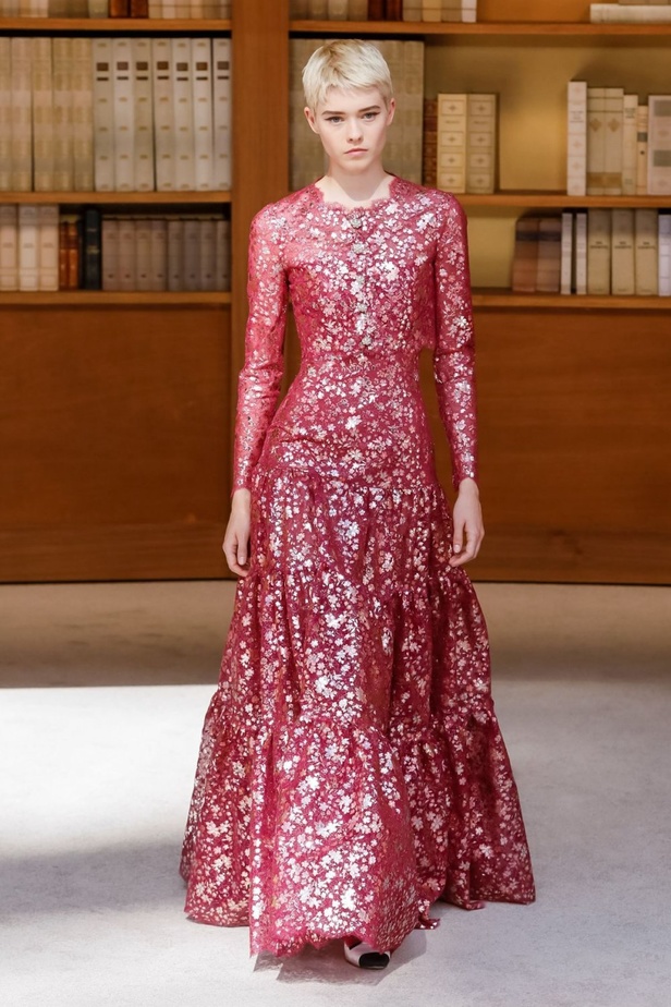  مجموعة شانيل هوت كوتور 2020 من اسبوع الموضة في باريس 2019