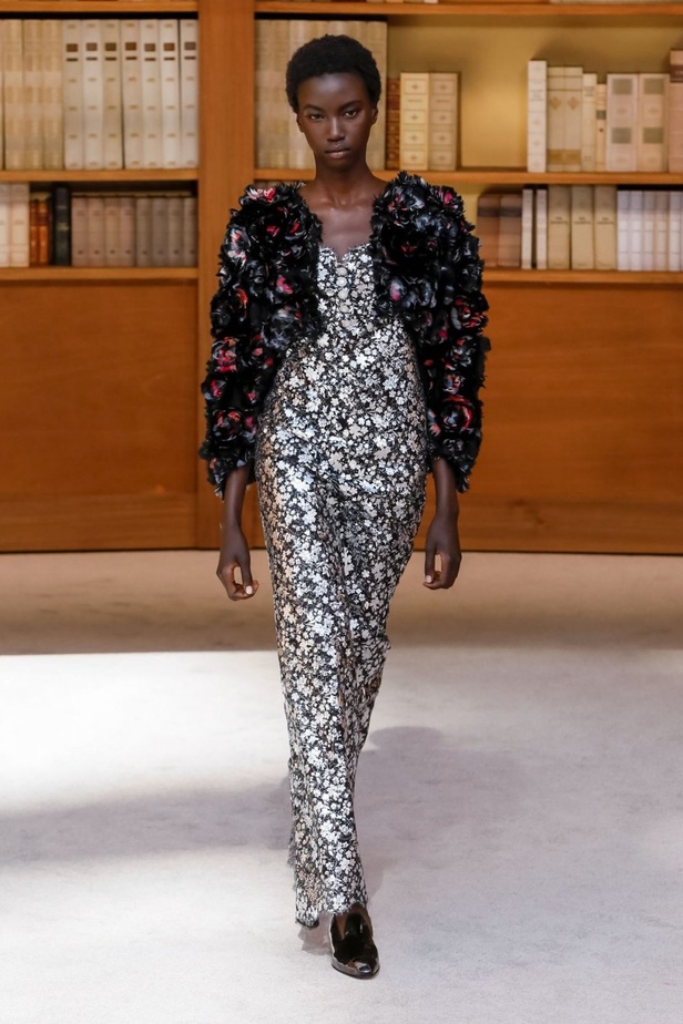  مجموعة شانيل هوت كوتور 2020 من اسبوع الموضة في باريس 2019