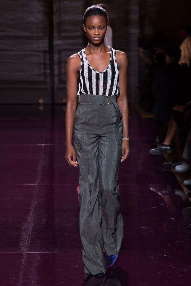 مجموعة نينا ريتشي لموسم ربيع وصيف 2017