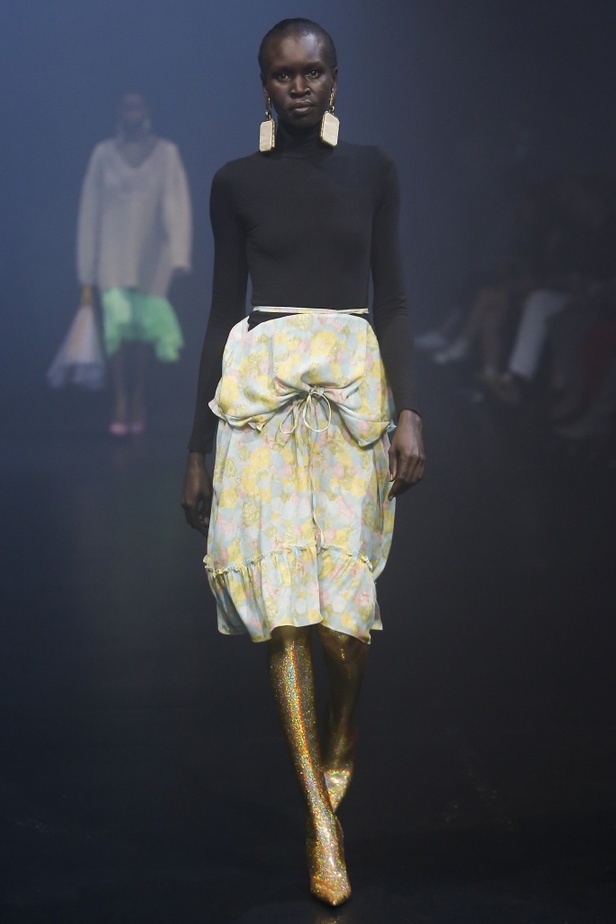 مجموعة Balenciaga لربيع وصيف 2018