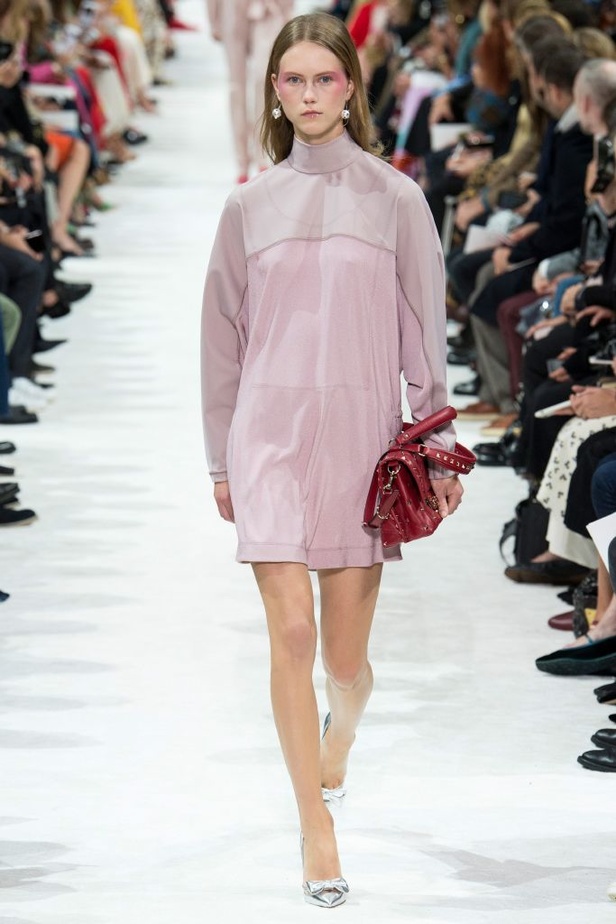 مجموعة فالنتينو لربيع و صيف 2018