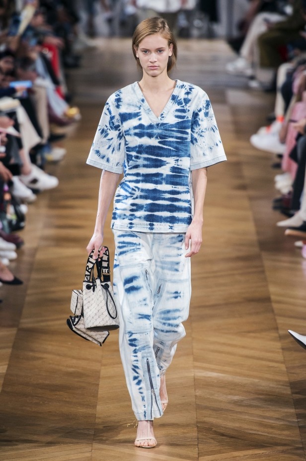 عرض  Stella McCartney لربيع وصيف 2019