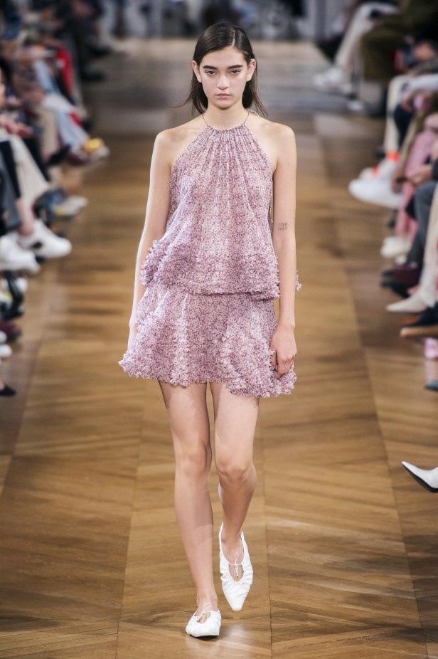 عرض  Stella McCartney لربيع وصيف 2019